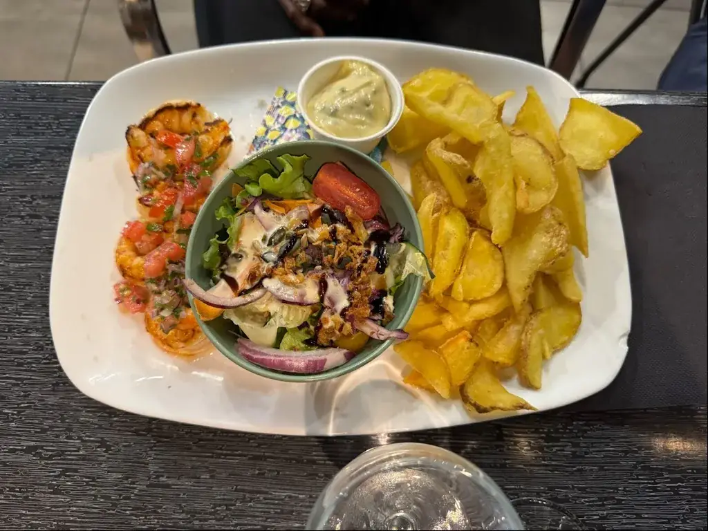 Alexandre ZENOU_La Salamandre_Rivières_review