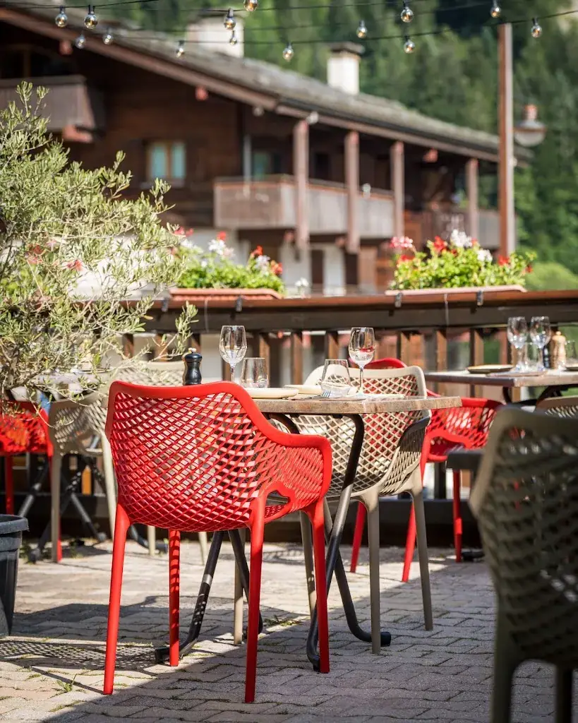 Restaurant Auberge du Pré Vieux , Le Grand-Bornand restaurant in Grand-Bornand