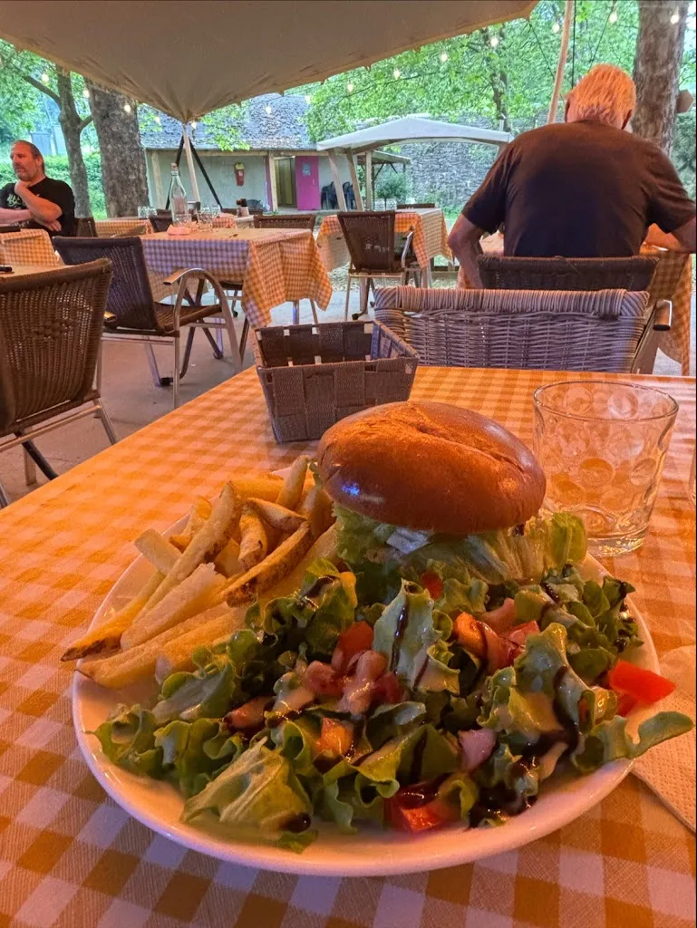 Marie-Sophie S._Restaurant l'Estival_Rivières_recensione