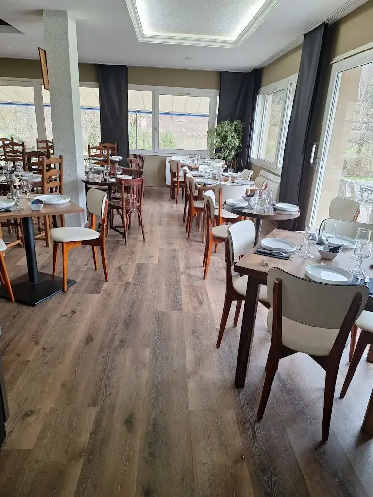 Le Pont Neuf - Restaurant - Hôtel - Florac - Cévennes restaurant in Rivières