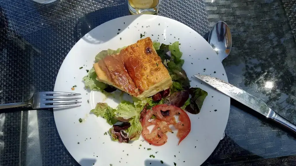 Le Pont Neuf - Restaurant - Hôtel - Florac - Cévennes_Rivières_slider_image_2