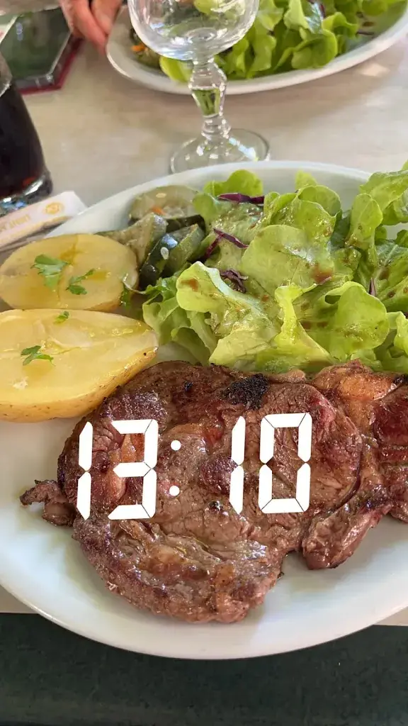 Callistyne Van Brussel_Bar Pizzeria Le Belluno_Rivières_review