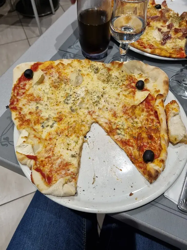 Bar Pizzeria Le Belluno_Rivières_slider_image_2