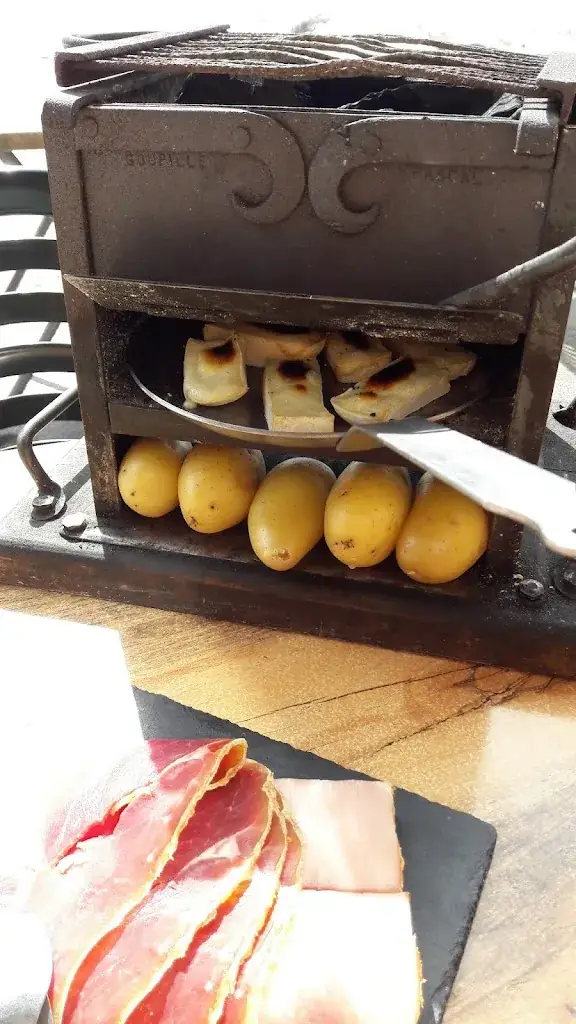 Menu_Restaurant La Marmotte_Grand-Bornand_image_5