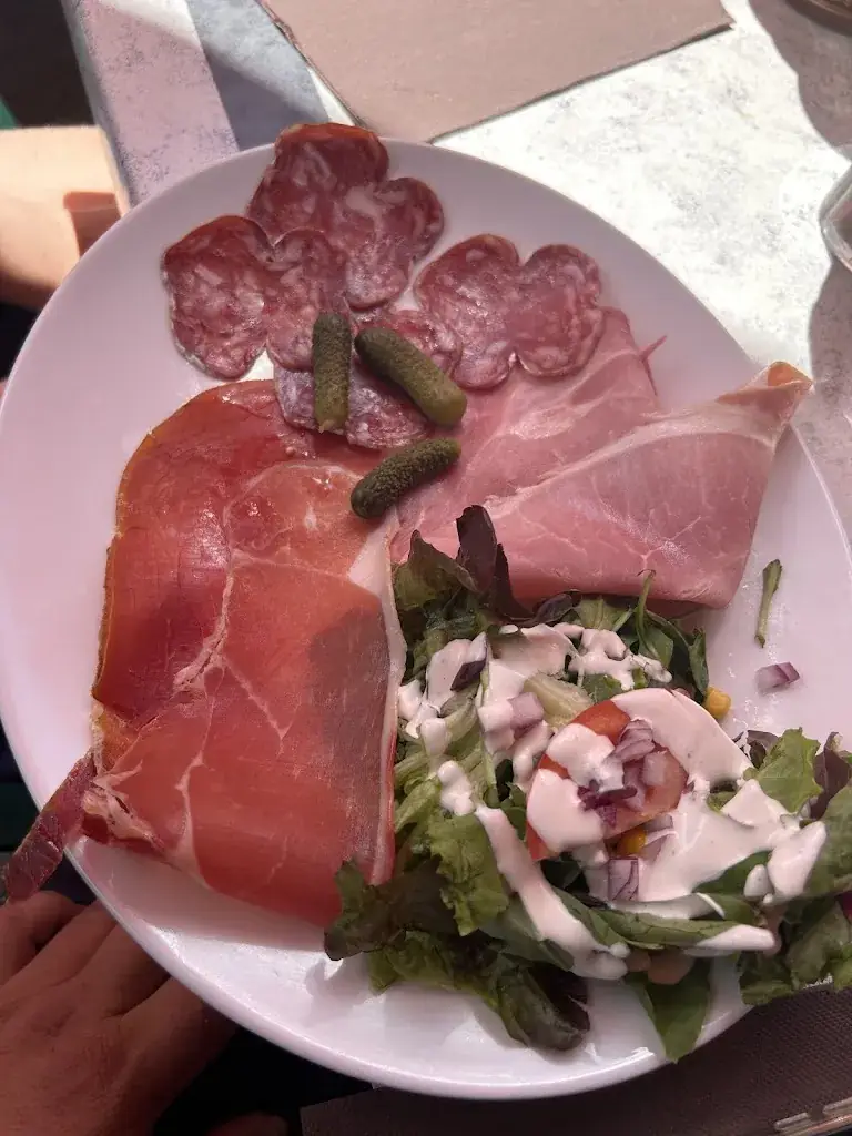 Restaurant La Marmotte_Grand-Bornand_slider_image_2