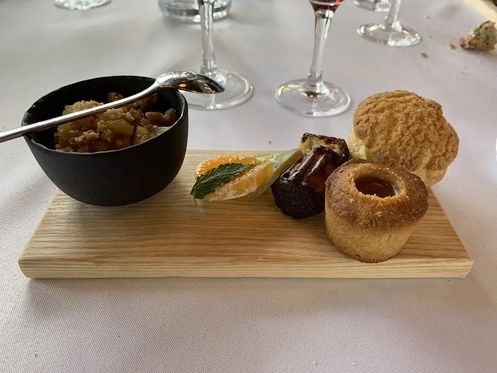 Damien Lanoote_Esat Les Tables De La Fontaine_Fontenilles_Bewertung