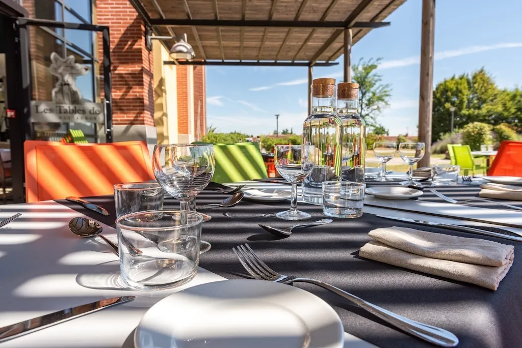 Esat Les Tables De La Fontaine_Fontenilles_slider_image_1