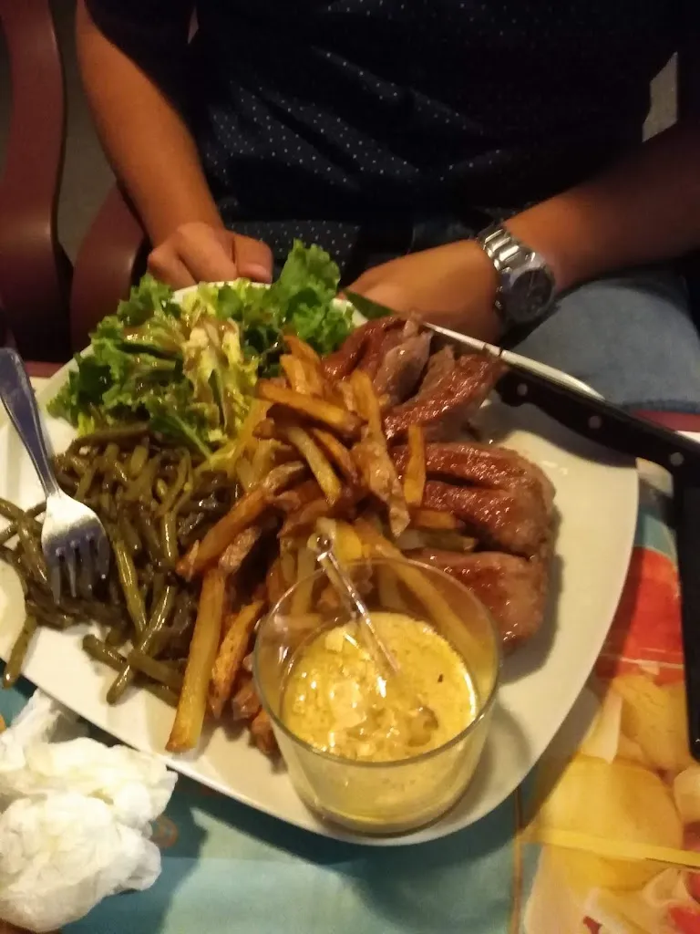 Anne GRUESO_LE SAJE_Fréjairolles_review