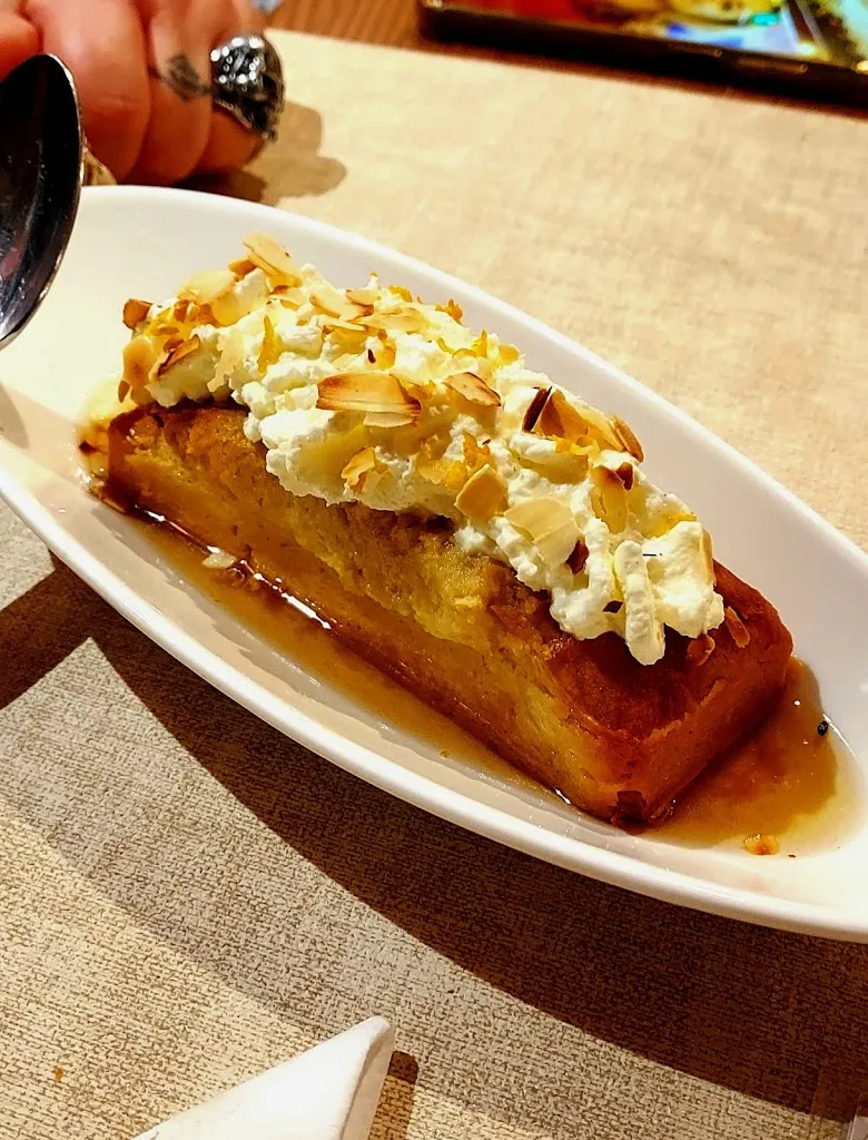 Nathalie Seguela_La Perlotte du Phoebus_Foix_review