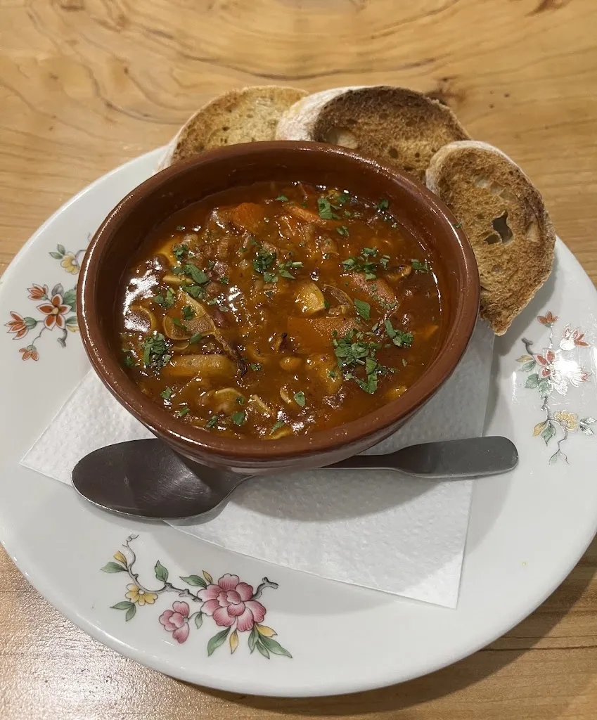 L’Ostal restaurante en Foix