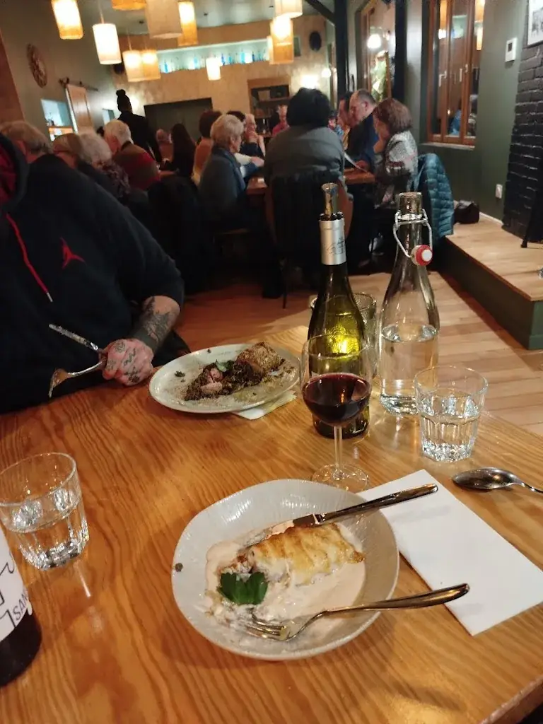 Menü_ARO I ÈN RESTAURANT_Foix_Bild_9