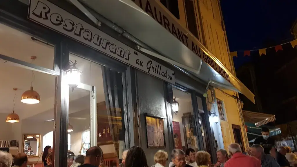 Au Grilladou Restaurant in Foix