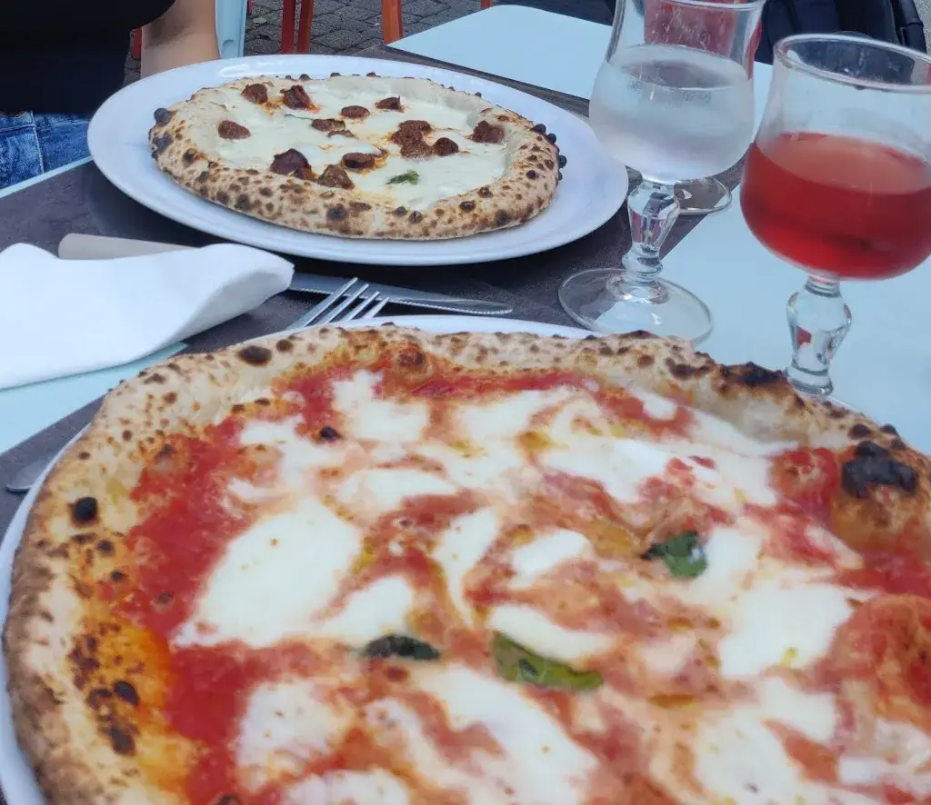 Laura_Peppo'_Foix_review