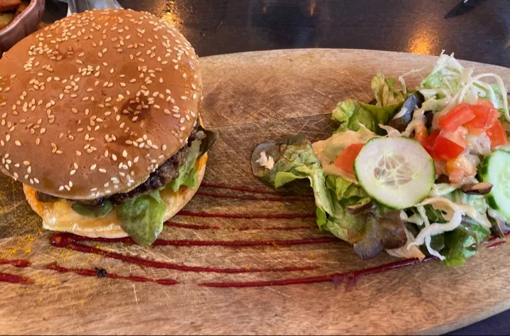 Adriana G._No Name / Le coffre_Foix_review