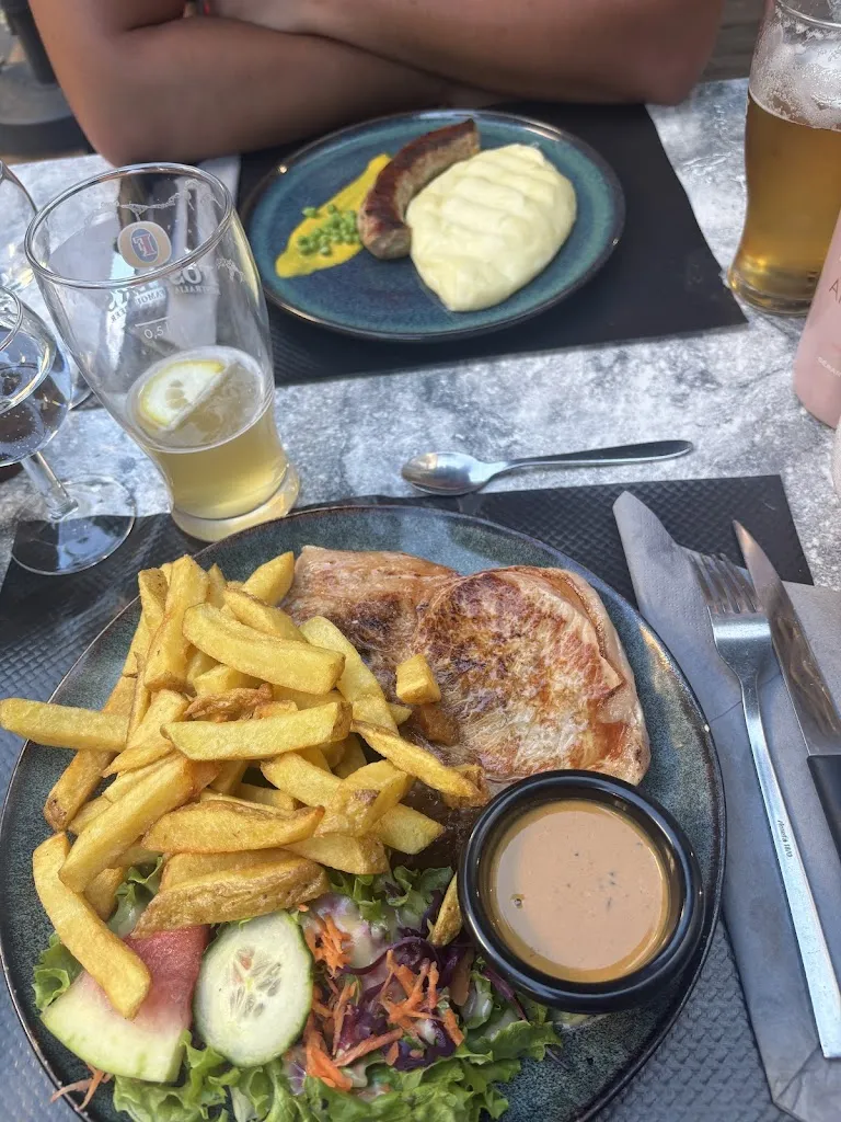 Restaurant le XII_Ganges_slider_image_3