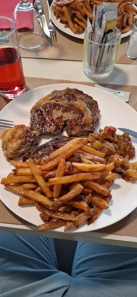 yannis ruiz_Restaurant Le F à Fournès_Fournès_recensione