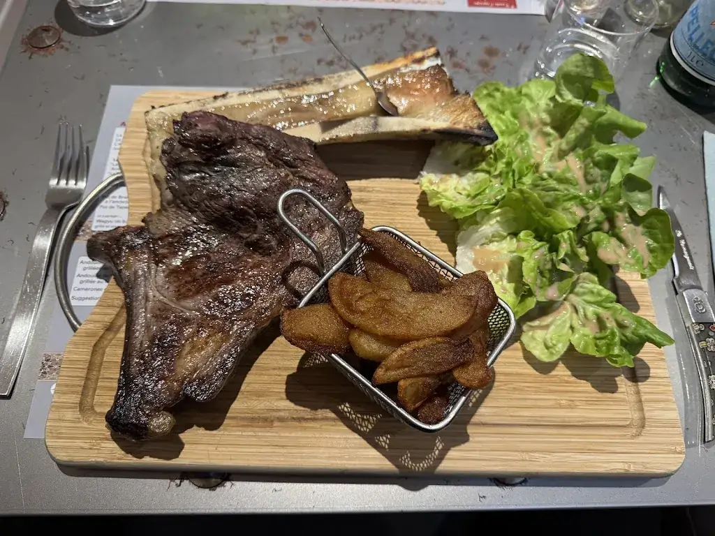 Martial Cave_Le Braconnier_Garons_Bewertung