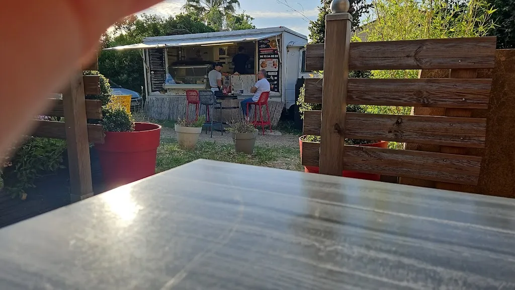 Famille Baldwin_LS Pizza Garons_Garons_review