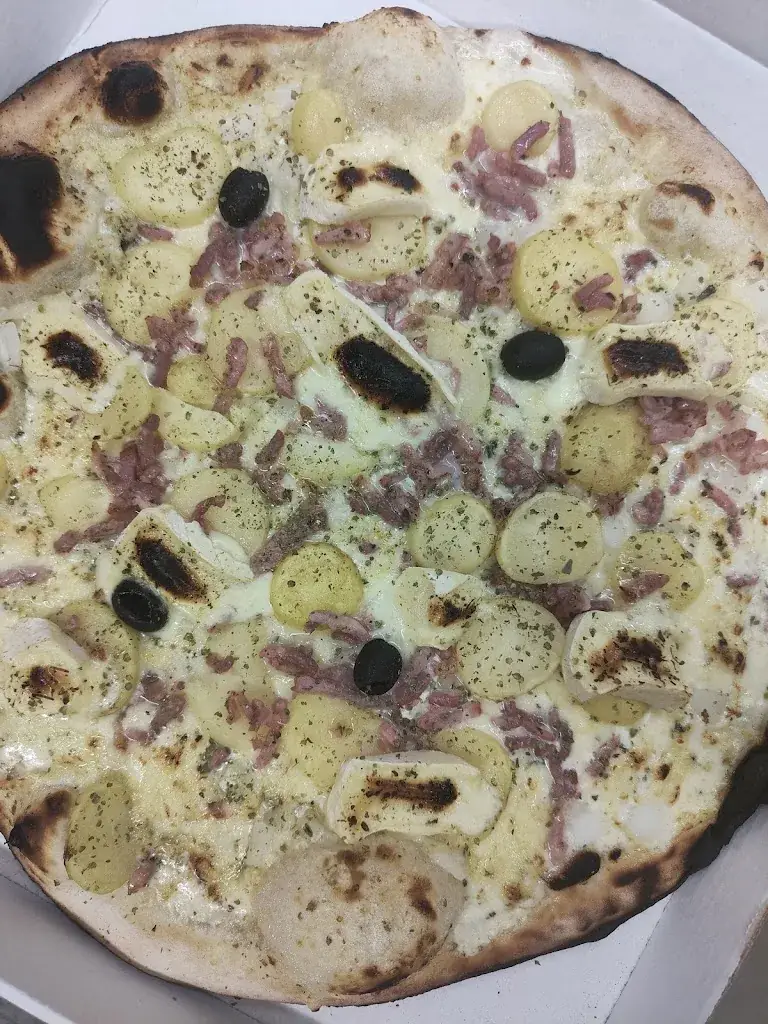 Menu_Santi'Pizza au feu de bois à Garons_Garons_image_5