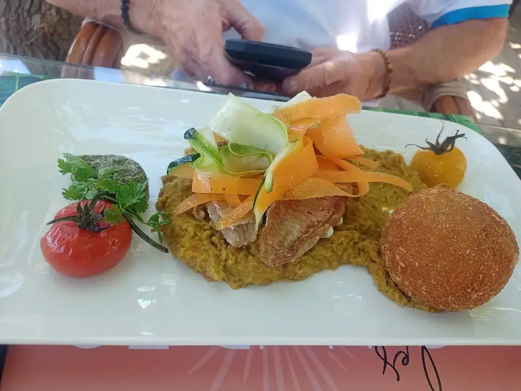 Menu_LES CALADES_Générac_immagine_6