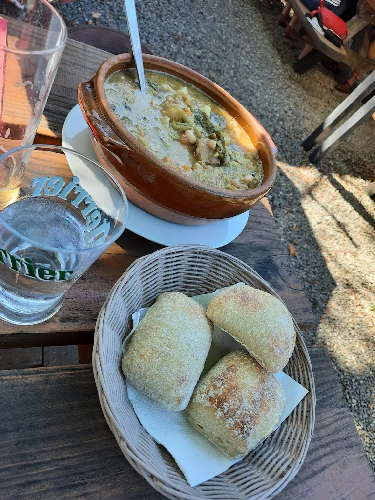 Duncan Branley_Refuge des Chasseurs - Chez Loulou_Gerde_review