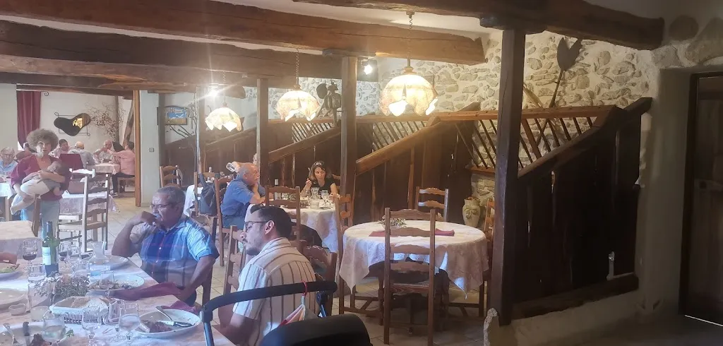 Arnaud Montégut_La Vieille Etable_Saint-Médard_review