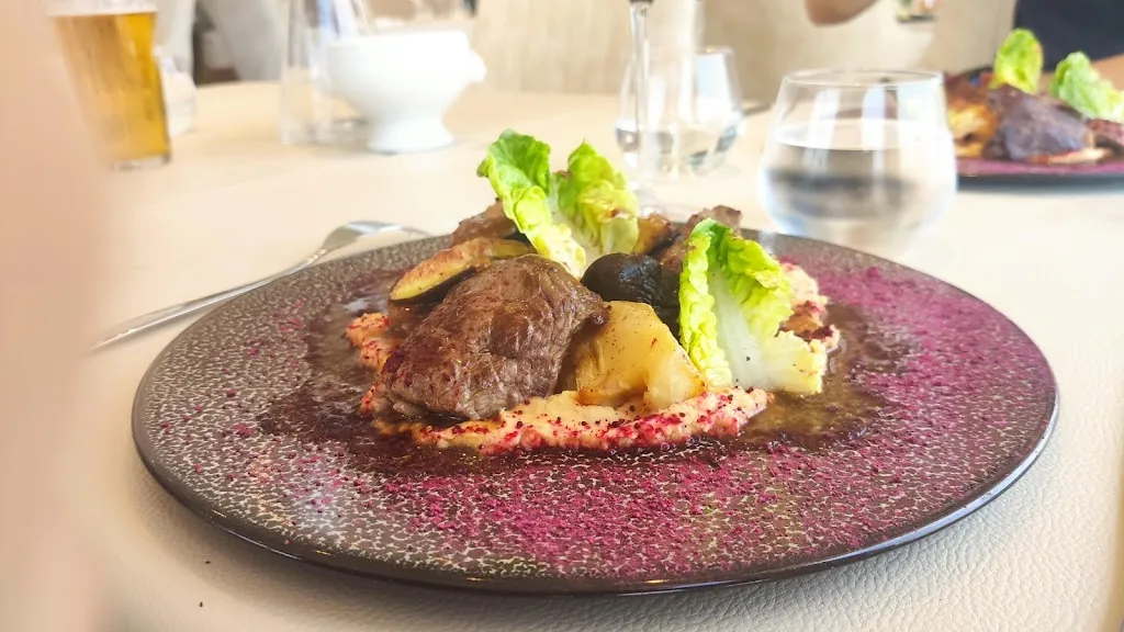 O Loup Thau Quai_Frontignan_slider_image_2