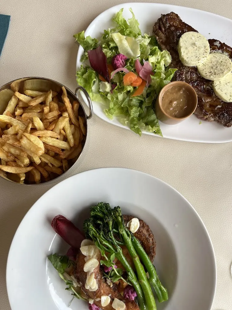 O Loup Thau Quai_Frontignan_slider_image_3