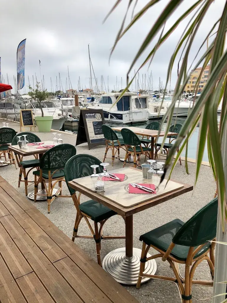 Le MG par Cécile et Grégory Doucey restaurant in Frontignan