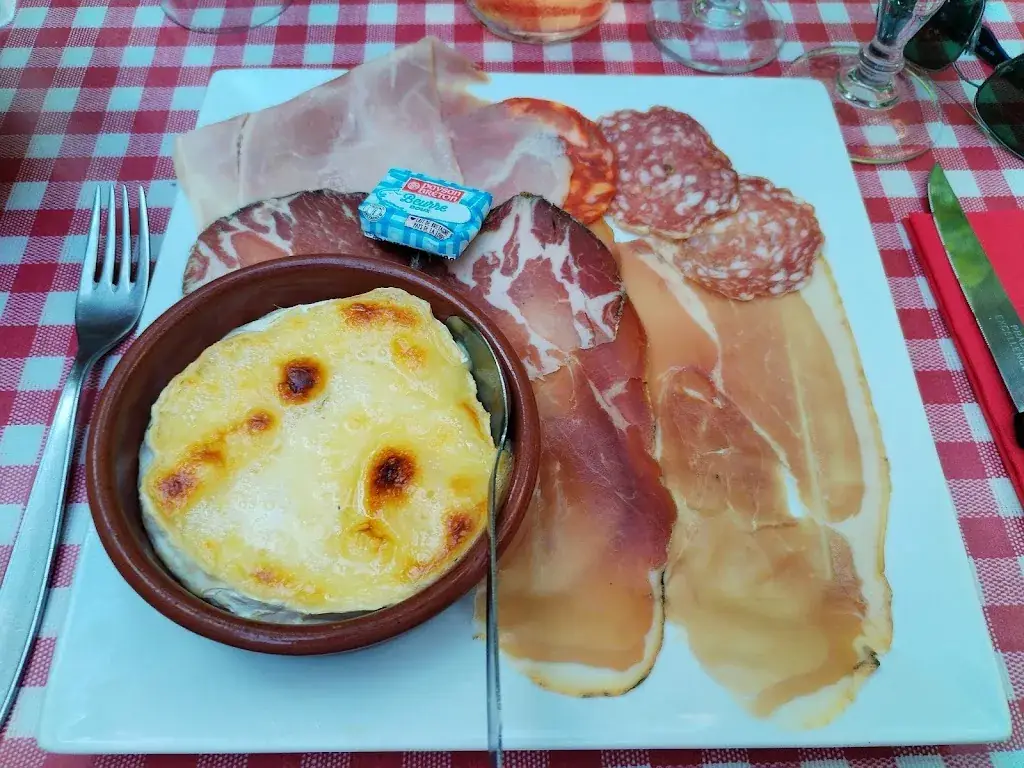 Nicolas Martini_L'Endroit_Frontignan_review