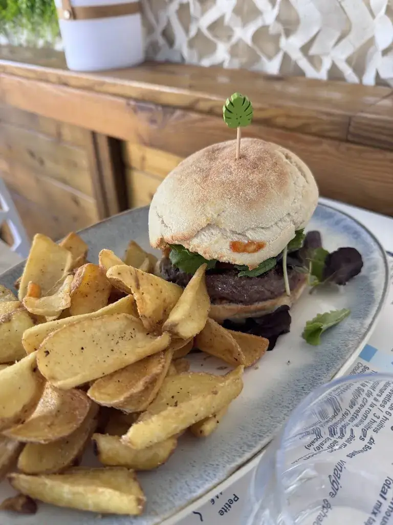 Chez Maxime_Frontignan_slider_image_2