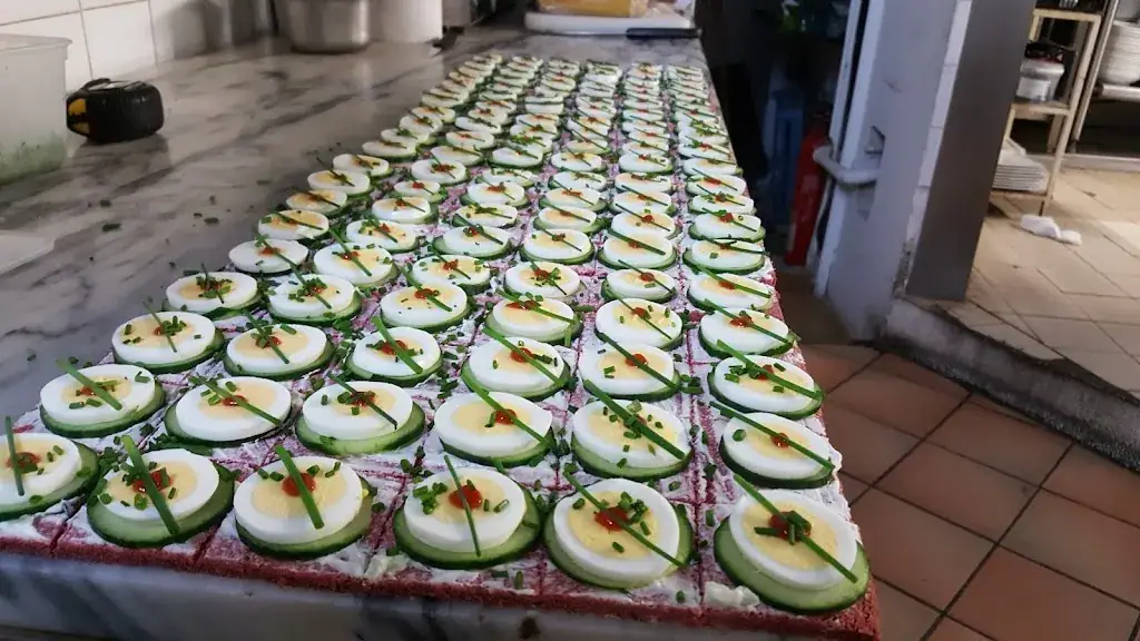 Le Look_Frontignan_slider_image_3