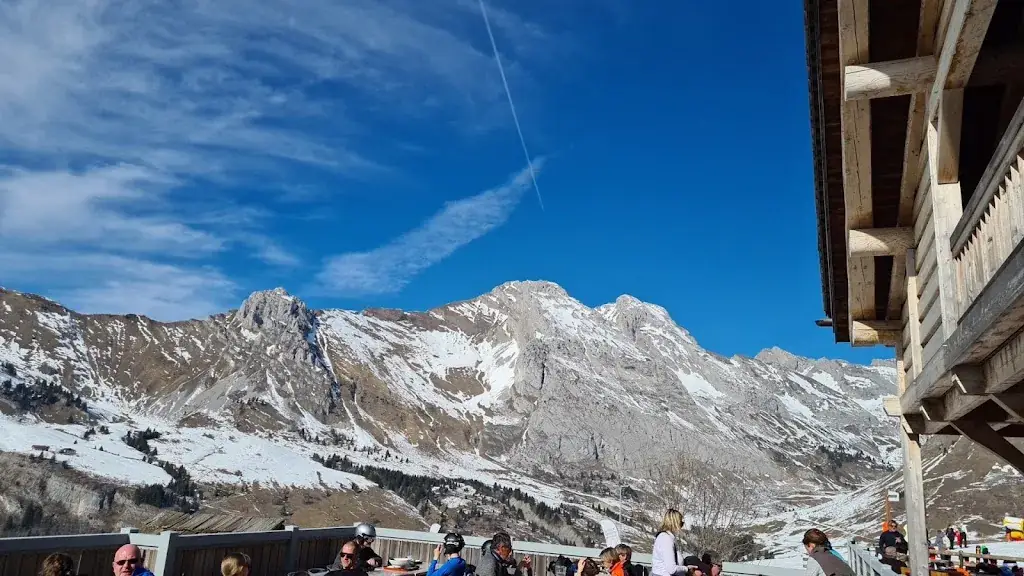 Peter Falciola_Les Gettiers bar restaurant_Grand-Bornand_review