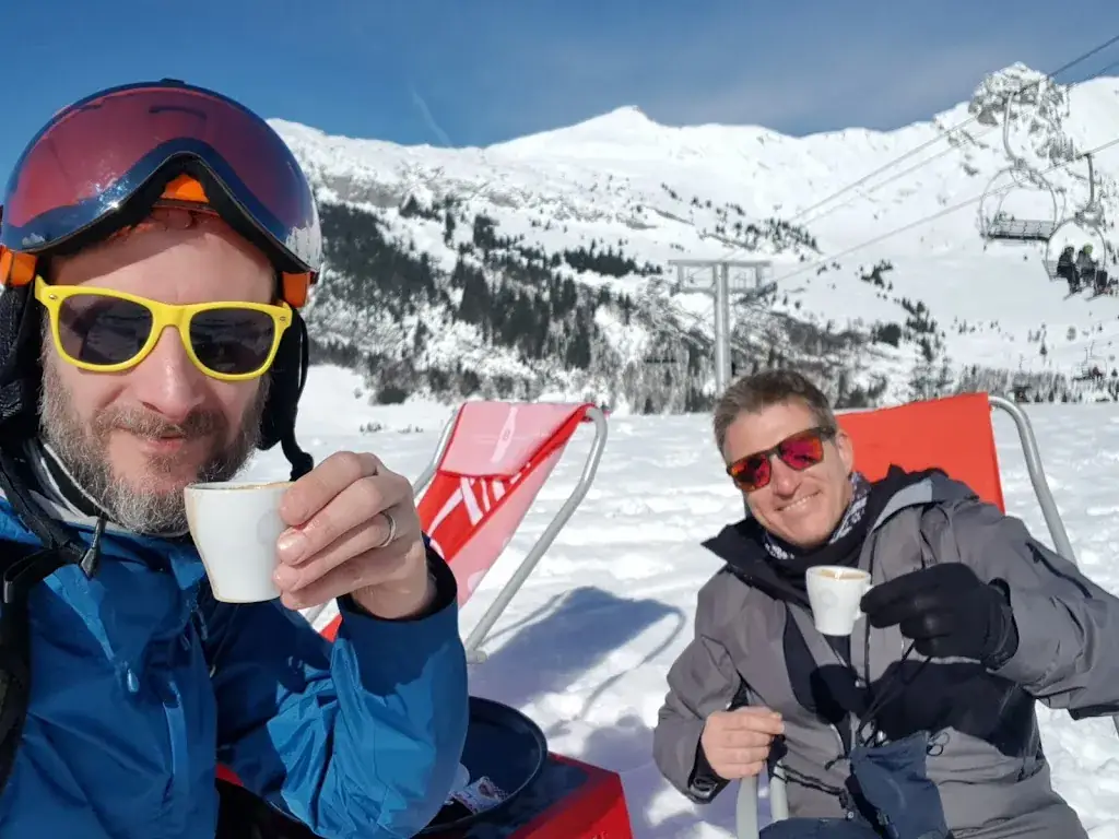 Kent Valentine_Les Gettiers bar restaurant_Grand-Bornand_review