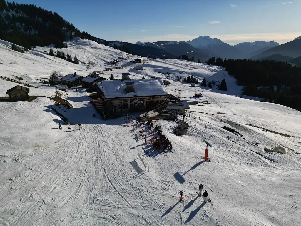 Les Gettiers bar restaurant_Grand-Bornand_slider_image_3