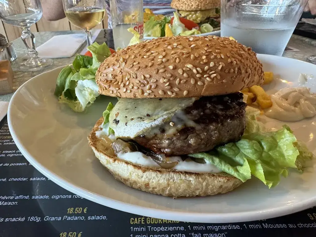 Beach Burger House_Frontignan_slider_image_3