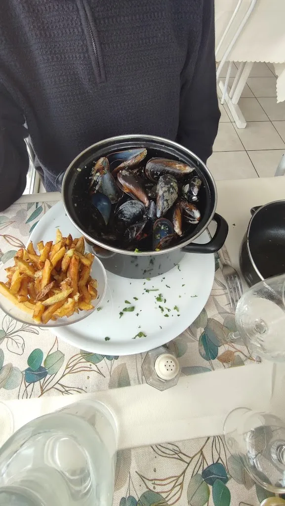 Menu_Restaurant le méditerranée_Plage_image_3