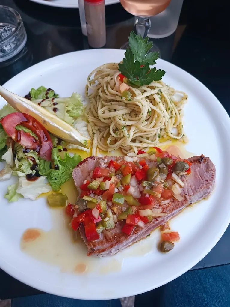 Menu_Restaurant le méditerranée_Plage_image_6