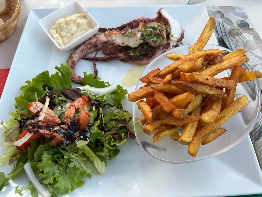 Restaurant le méditerranée_Plage_slider_image_3