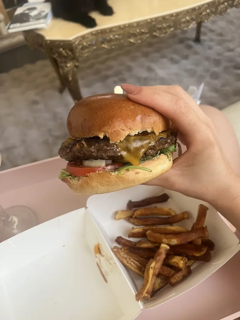 A G_Le Mael'S_Frontignan_review