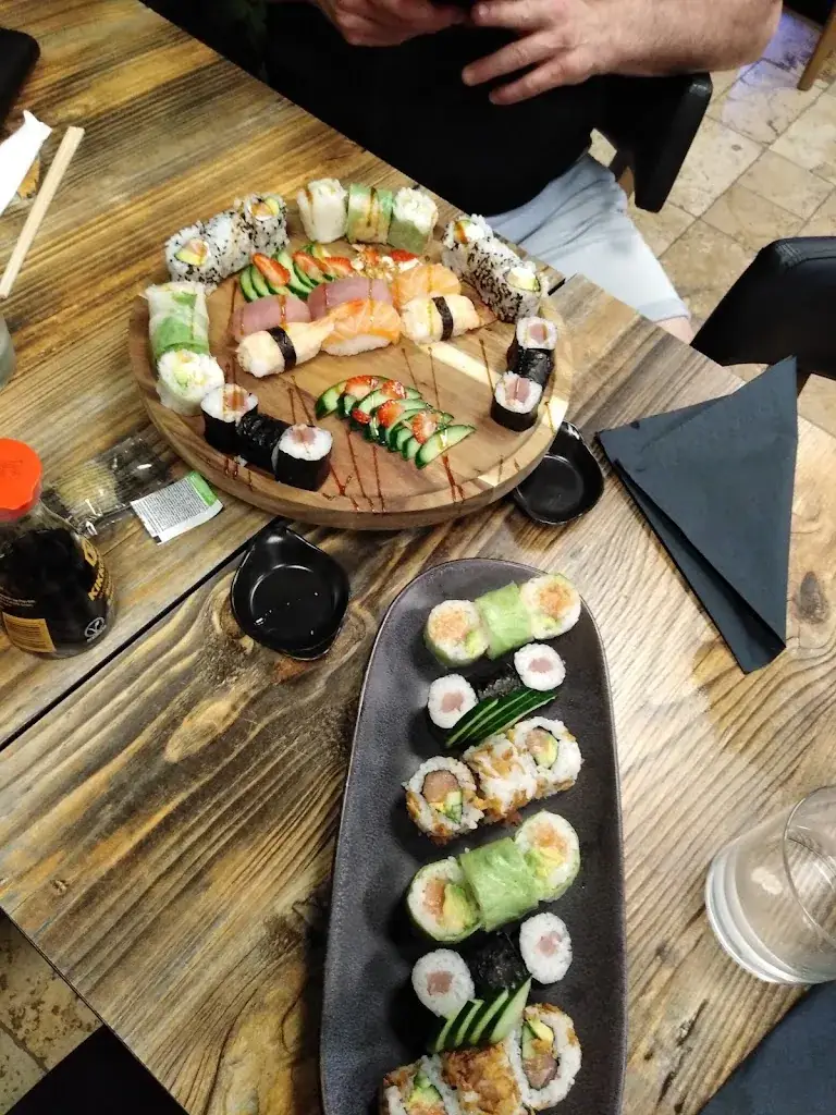 Menu_Ajia Sushi & Burger Gigean_Gigean_image_1