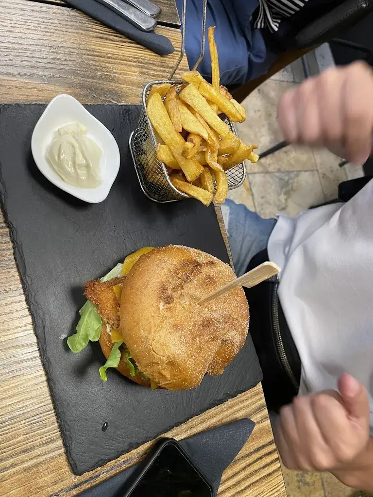 Menu_Ajia Sushi & Burger Gigean_Gigean_image_7