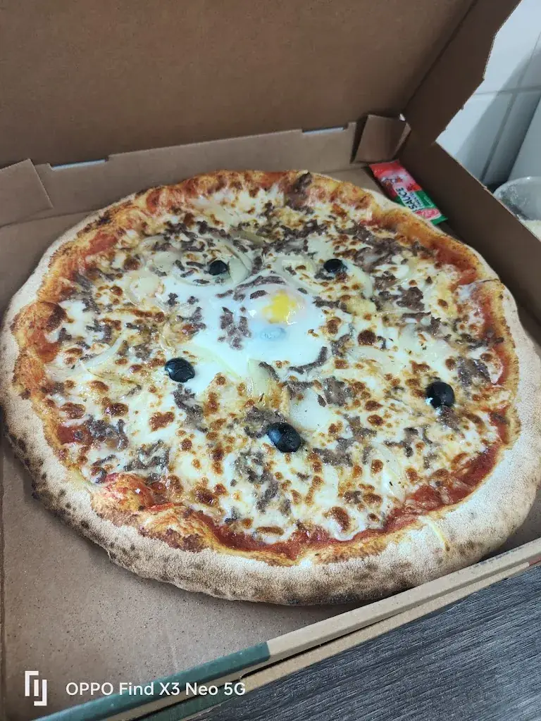 Menu_FamilyPizza_Gigean_image_7