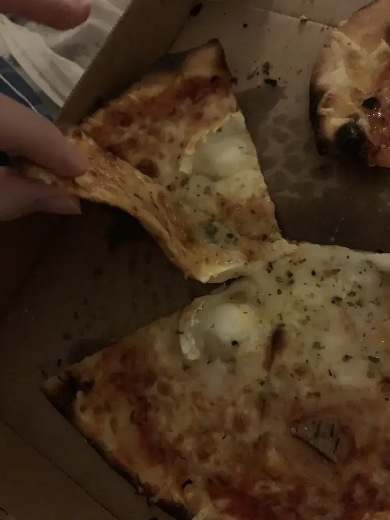 Mary_Top Pizza_Gigean_review