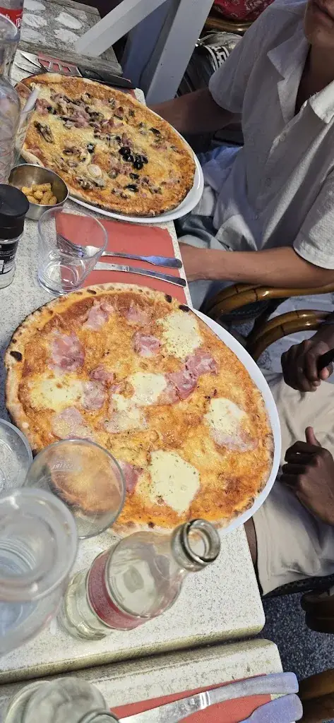 John v oorschot_Manine_Gignac_recensione