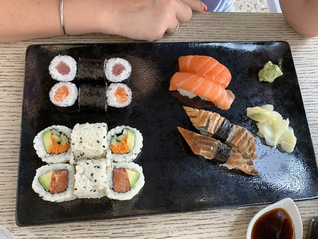 Menu_Sushi by Les Caves Gourmandes _Gignac_image_6