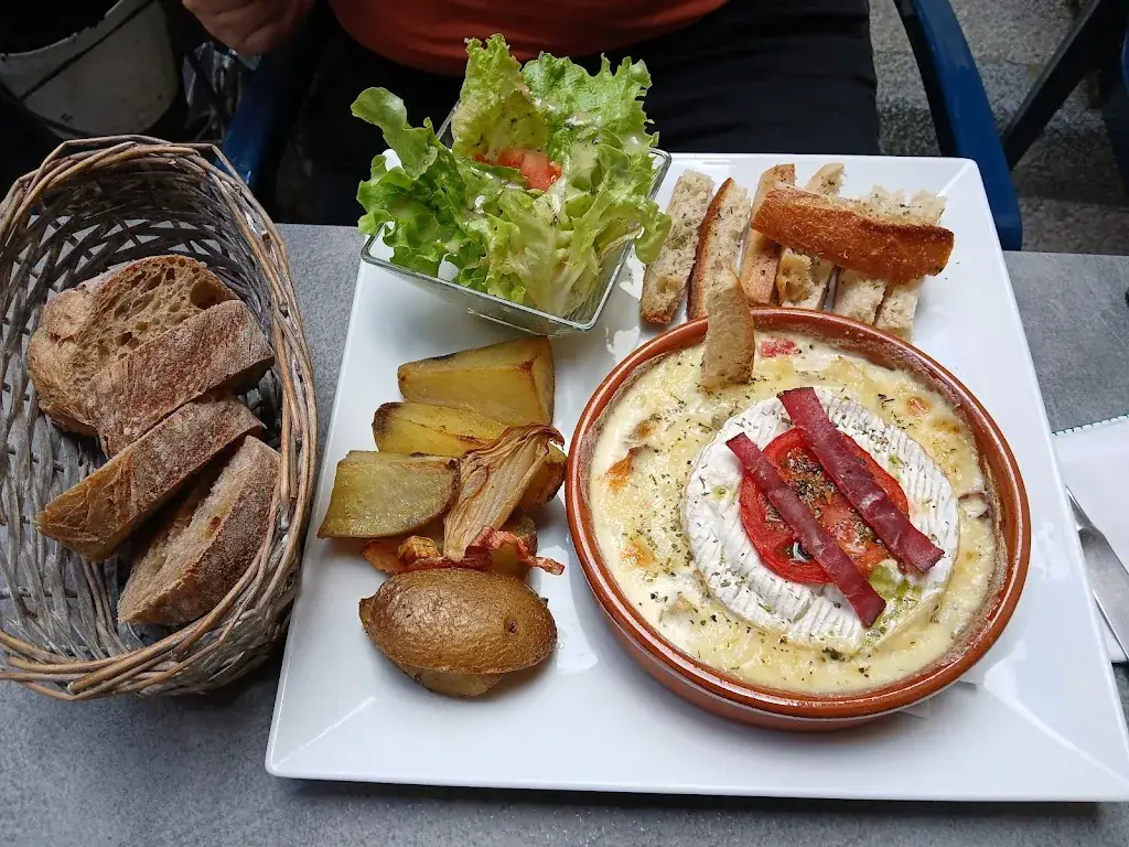 jocya dsl_L' Oleiade restaurant_Gignac_recensione