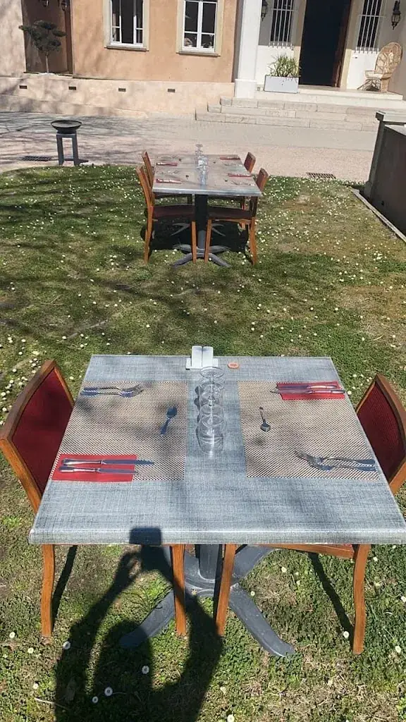 Restaurant Domaine De La Nerthe_Gignac-la-Nerthe_slider_image_1