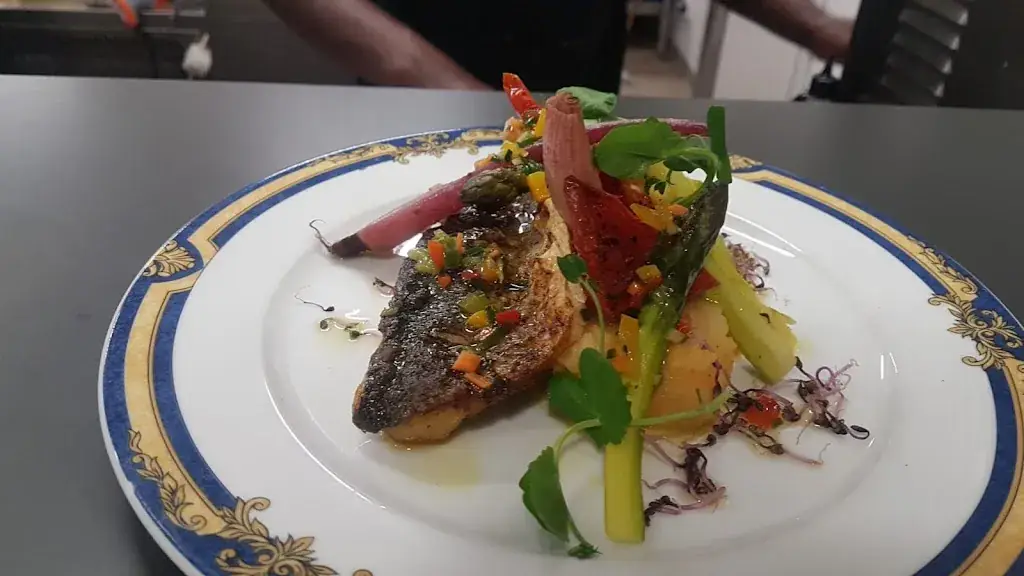 Restaurant Domaine De La Nerthe_Gignac-la-Nerthe_slider_image_3