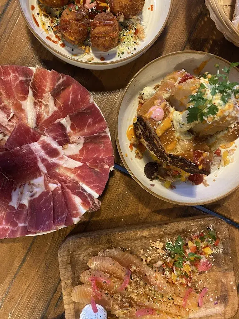 Le paul riquet_Ginestas_slider_image_2